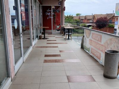 Local Comercial en Strip Center San Pedro
