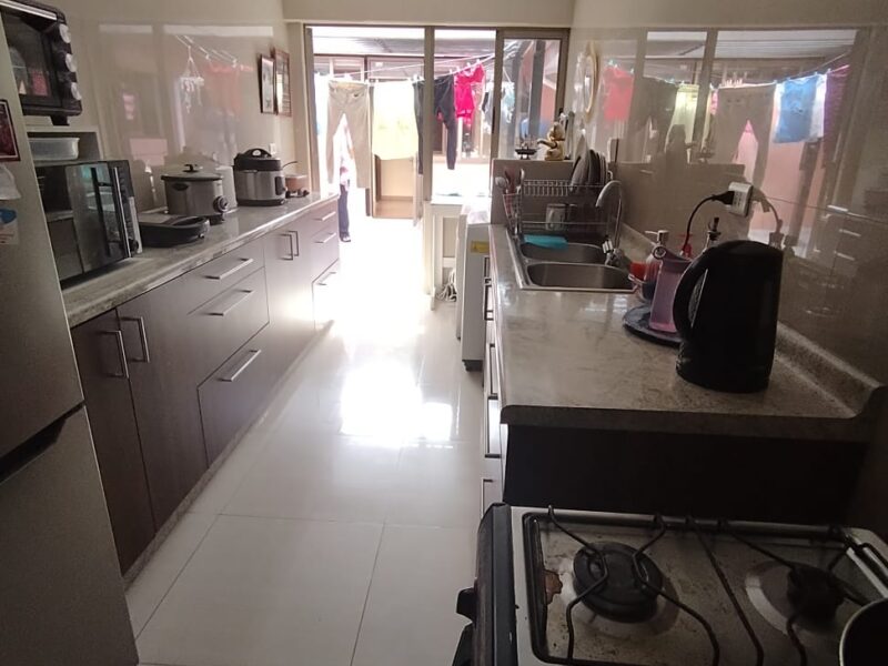 Amplia propiedad 290 m² en ubicación privilegiada — ideal para inversión y arriendo estudiantil