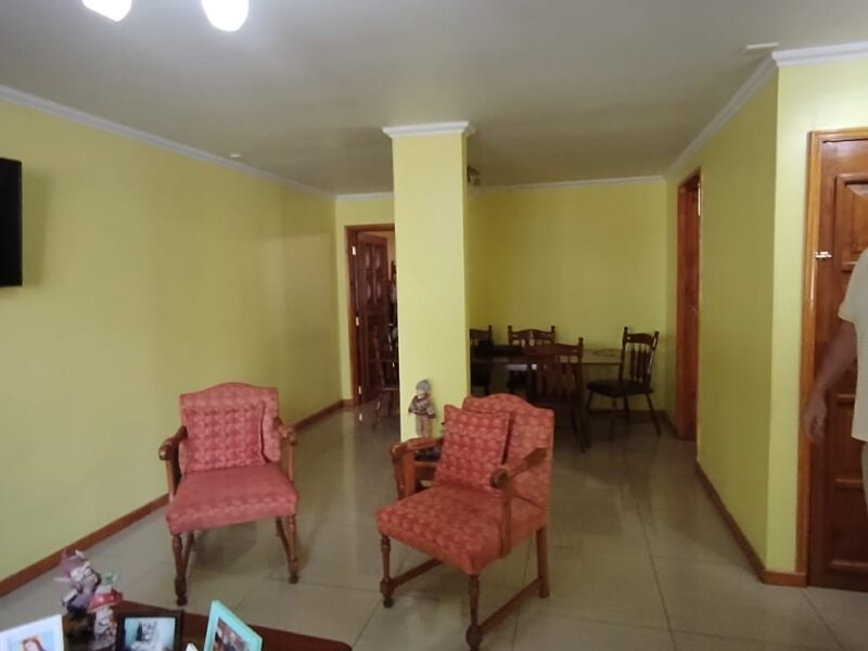 Amplia propiedad 290 m² en ubicación privilegiada — ideal para inversión y arriendo estudiantil