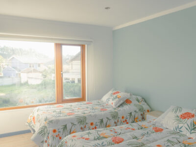 Espectacular casa de 2 pisos con piscina y a pasos de la playa en Pingueral